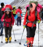 2017青海·岗什卡国际滑雪登山挑战赛开幕 系世界最高海拔登山滑雪比赛 - Qhnews.Com