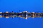 图为盐湖股份镁业公司夜景。受访者供图 - 青海热线