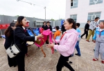 青海高院法官为贫困学生、留守儿童开展“微心愿”活动 - 法院