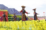 土族服饰：河湟文化的彩色名片 - 青海热线