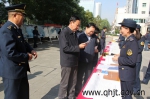 毛占彪厅长赴《青海省公路路政条例》宣传现场了解活动开展情况 - 交通运输厅
