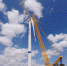 黄河公司海南40万千瓦风电项目首台机组吊装完成 - Qhnews.Com