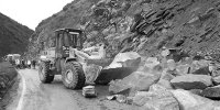 227国道大通黑泉水库路段山体塌方
未造成人员伤亡和车辆损失 - Qhnews.Com