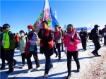 青海湖元旦徒步活动走过八个年头 - Qhnews.Com