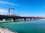 青海湖最大支流规模最大桥梁顺利实现合龙 - Qhnews.Com