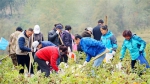 昨日，寂静的小山村沸腾了 - Qhnews.Com