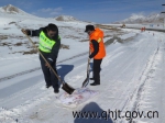 【玉树总段】玉树公路总段开展春运公路清雪除冰应急抢险演练 - 交通运输厅