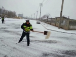 雪天保畅通 交警执勤忙 - Qhnews.Com